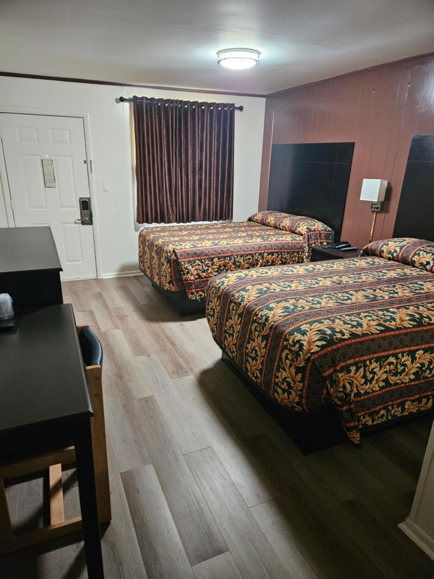 Traveler'S Inn Roanoke 외부 사진