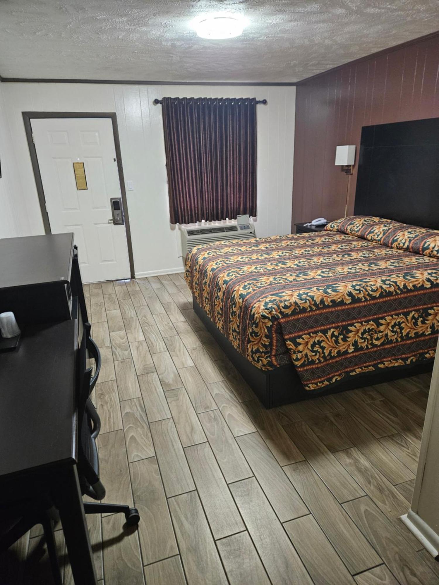 Traveler'S Inn Roanoke 외부 사진