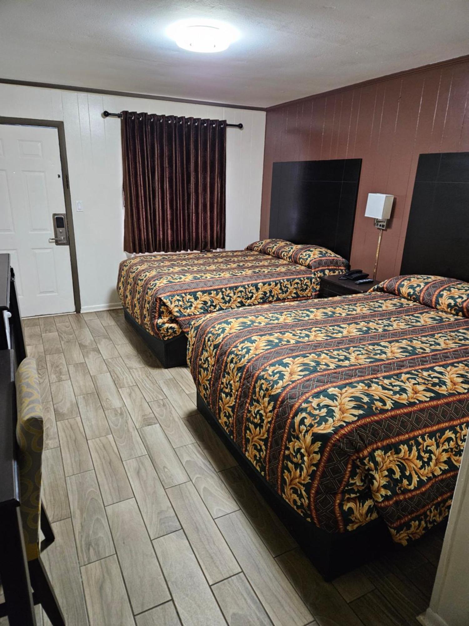 Traveler'S Inn Roanoke 외부 사진